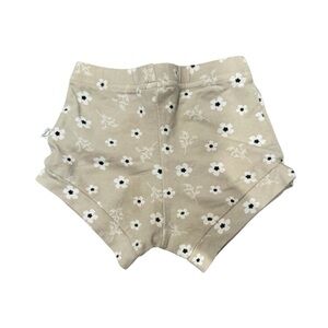 TINY BUTTON APPAREL Classic Beige Floral Kids Shorts - size 3/4